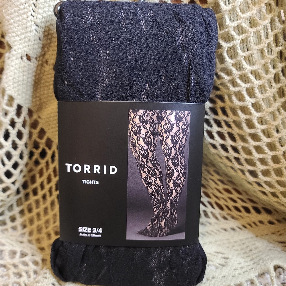 Torrid all over lace tights size 3/4 (22-26)